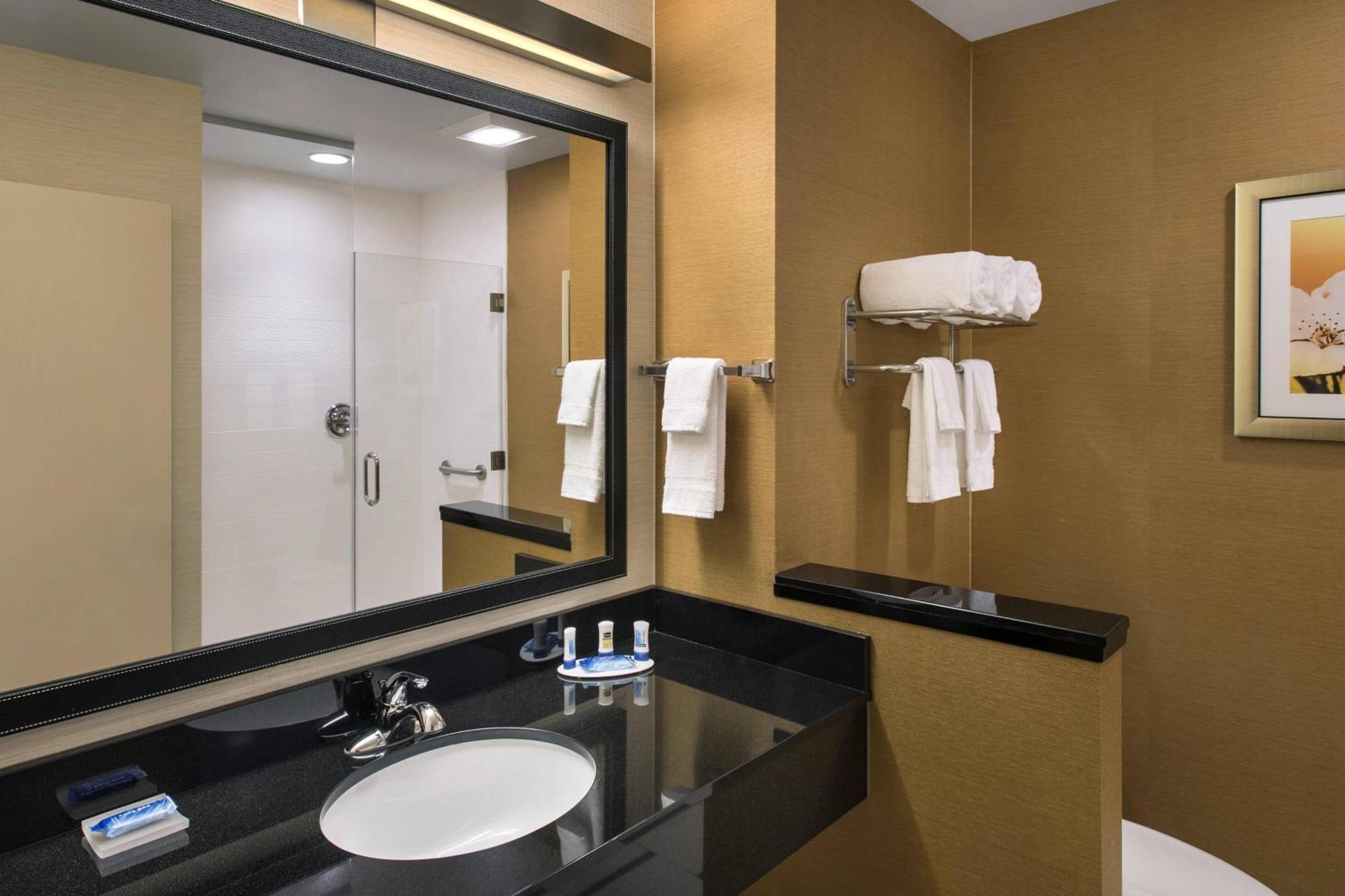 Fairfield Inn & Suites By Marriott New Castle Wilmington Extérieur photo